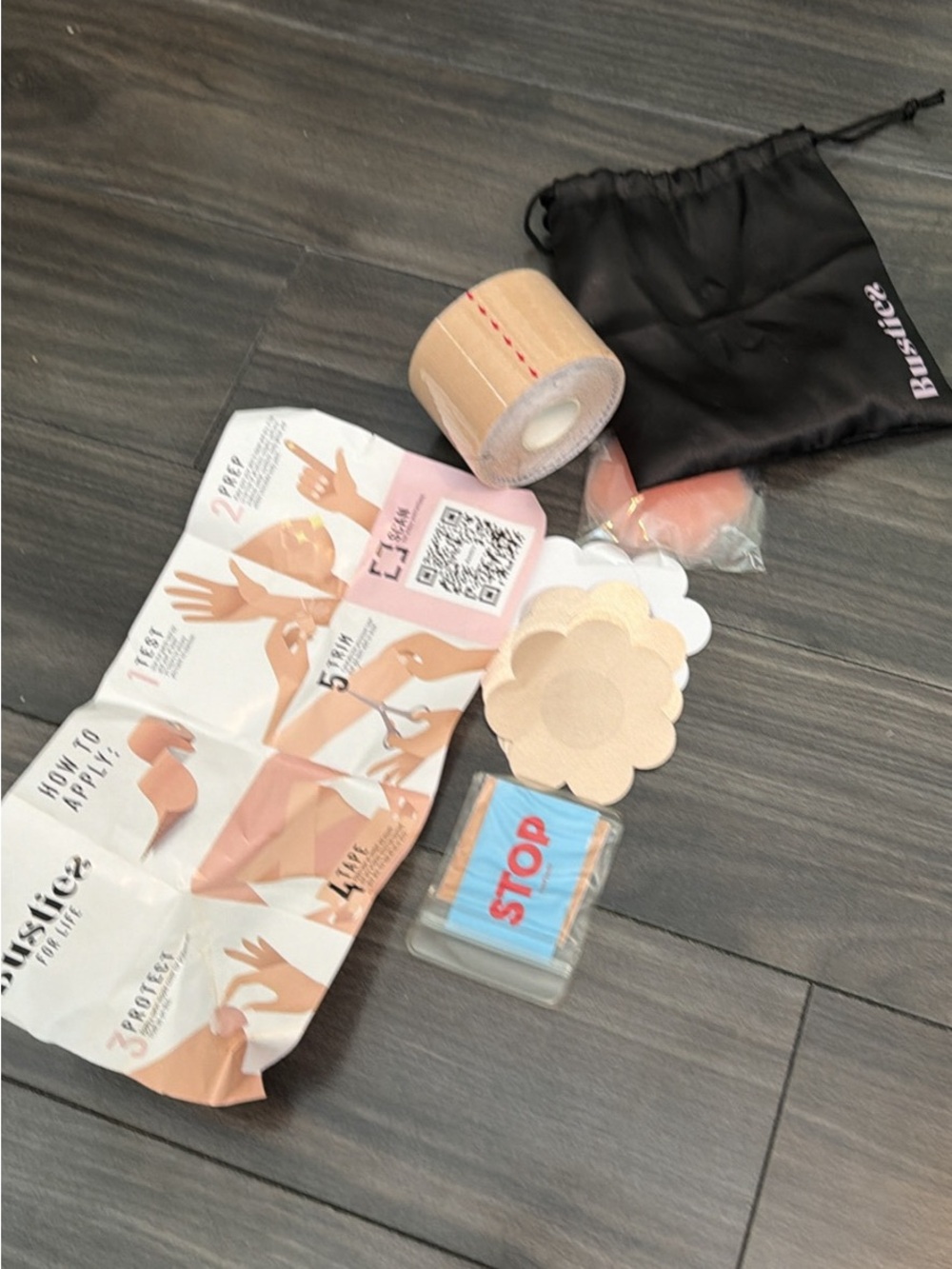 ✨5/$25✨Nude Adhesive Nipple Covers & Tape Set